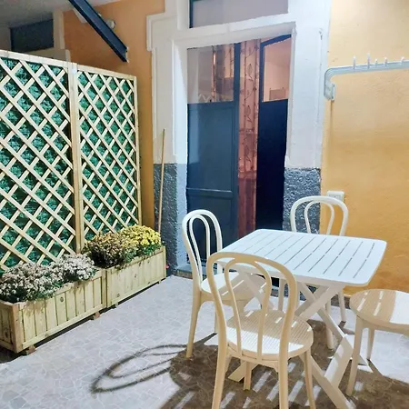 Apartment Patane House's *